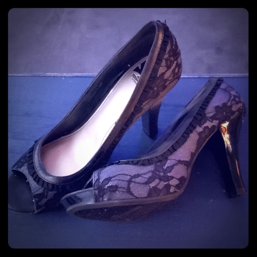 Fergaliciuos Peep Toes
